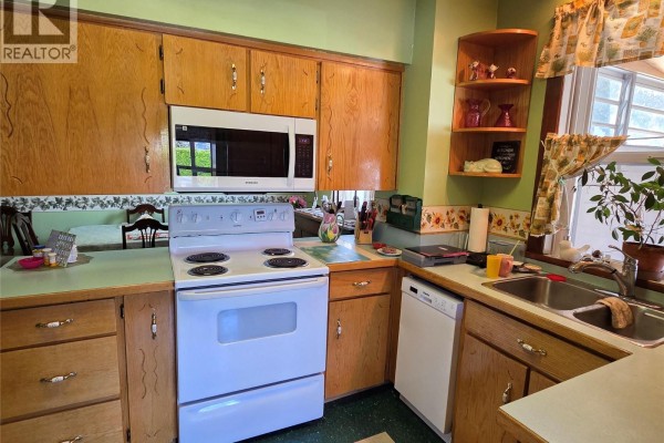 Bedroom - 110 9th Avenue, Keremeos, BC V0X1N3 Photo 4