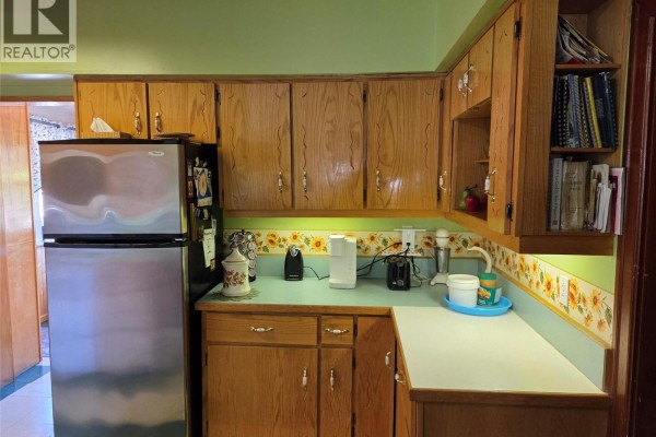 4pc Bathroom - 110 9th Avenue, Keremeos, BC V0X1N3 Photo 5
