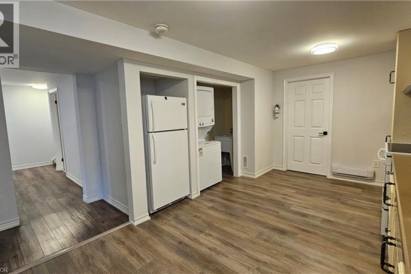 Family room - 110 Abbot Drive Unit# Lower, Hamilton, ON L8V4W2 Photo 5