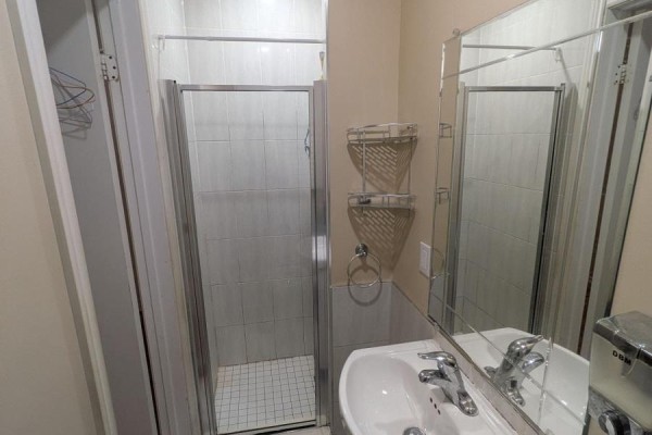 Bedroom 2 - 110 Bellefontaine Street, Toronto, ON M1S4E6 Photo 5