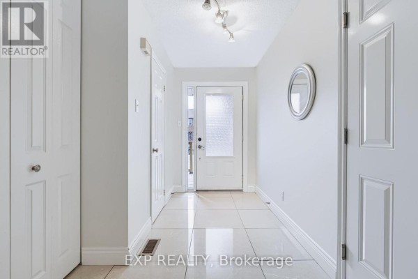 Bedroom 3 - 110 Cedarock Drive, Ottawa, ON K2M2H5 Photo 3