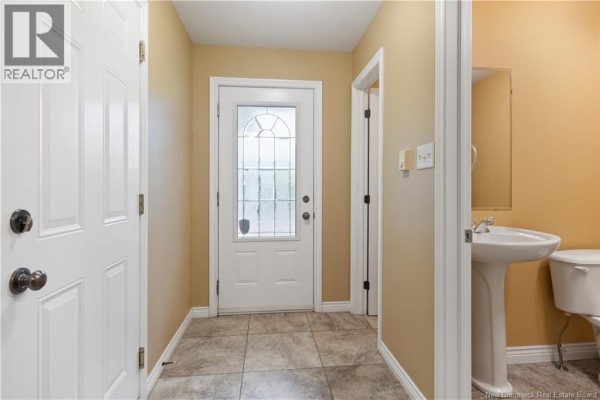 Family room - 110 Domethilde Crescent Unit# 3, Dieppe, NB E1A8R3 Photo 2