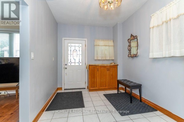 110 Grace Street, Toronto, ON, photo 3