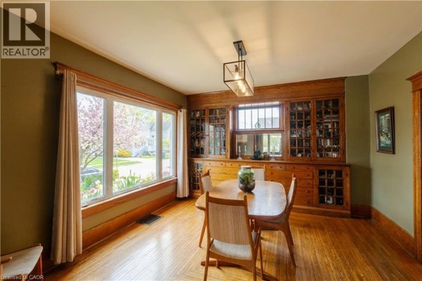 4pc Bathroom - 110 Lacroix Street, Chatham, ON N7M2T6 Photo 5