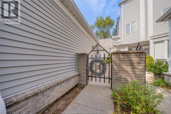 3pc Bathroom - 110 Marine Drive Unit# 3, Tecumseh, ON N8N3Z4 Photo 4