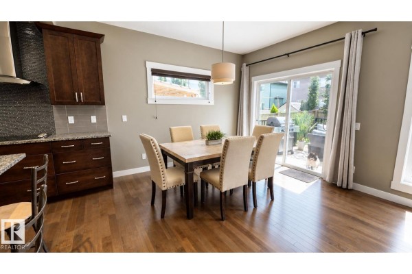 Family room - 110 Meadowland Wy, Spruce Grove, AB T7X0S4 Photo 4