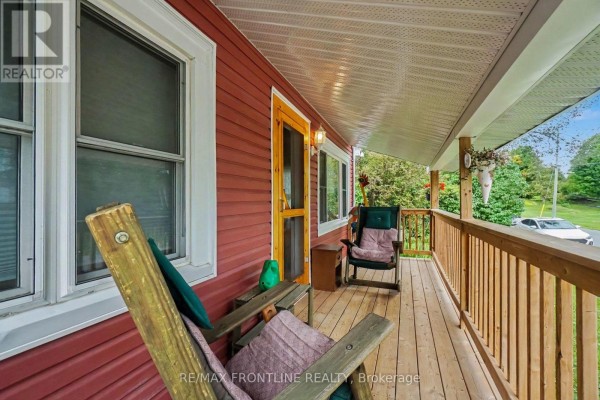Sunroom - 110 North Street, Lanark Highlands, ON K0G1K0 Photo 5