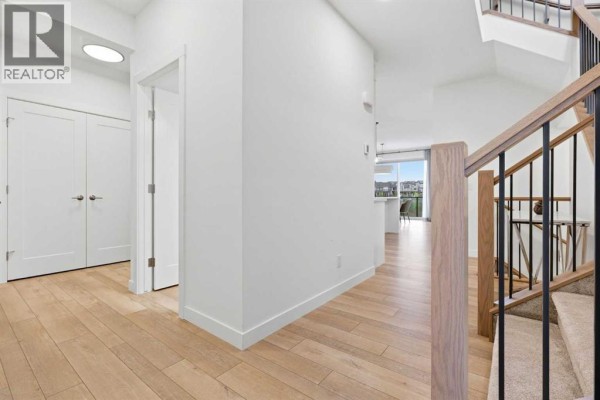 Dining room - 110 Rowley Way Nw, Calgary, AB T3L0G4 Photo 3