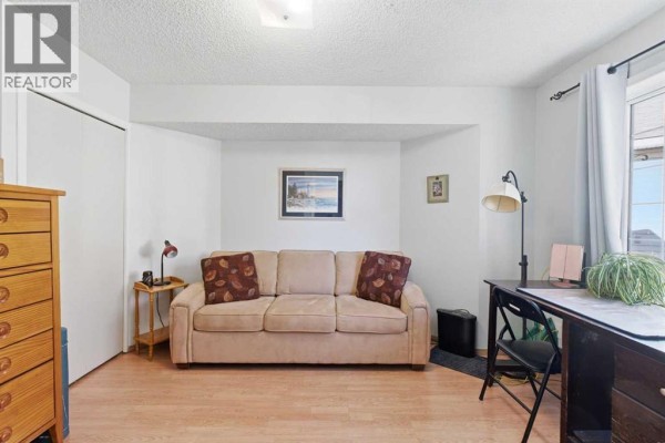 Primary Bedroom - 110 Somervale Point Sw, Calgary, AB T2Y3K4 Photo 4