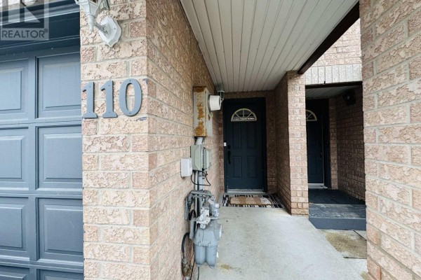 Primary Bedroom - 110 Spadina Road, Brampton, ON L6X4X6 Photo 3