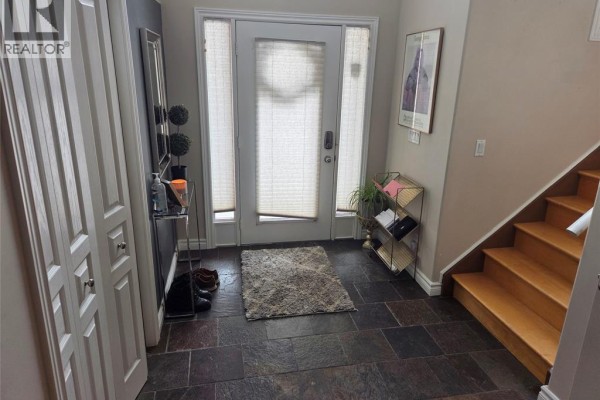 Family room/Fireplace - 110 Sylvano Crescent, Lakeshore, ON N9K1E4 Photo 3
