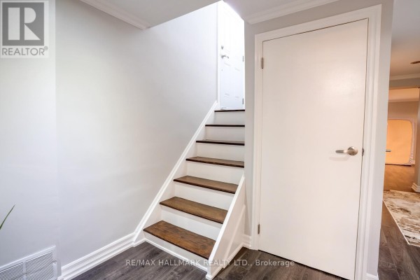 110 Trinnell Boulevard, Toronto, ON M1L1S7 Photo 5