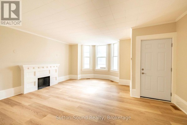1100 4th Avenue E, Owen Sound, ON N4K2P2 Photo 4