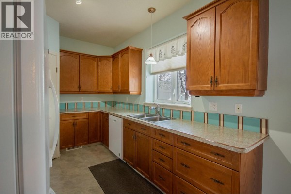 11001 17 Street Unit# 1, Dawson Creek, BC, photo 3