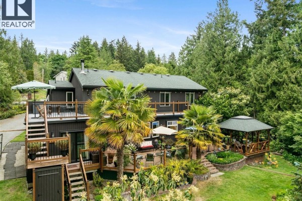 11007 Cedar Lane, North Saanich, BC, photo 3