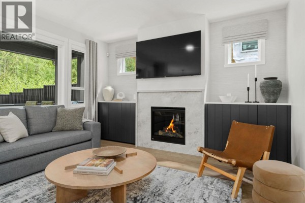 11008 250a Street, Maple Ridge, BC, photo 2