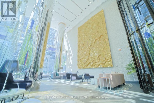 1101 - 10 York Street, Toronto, ON M5J0E1 Photo 2