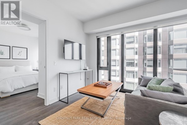 1101 - 188 Cumberland Street, Toronto, ON M5R0B6 Photo 5