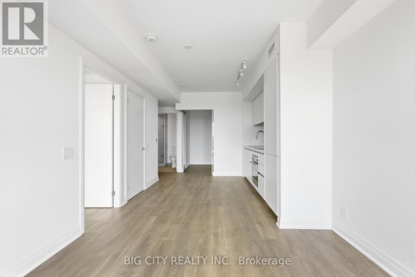 1101 - 25 Frederick Todd Way, Toronto, ON M4G0E8 Photo 4