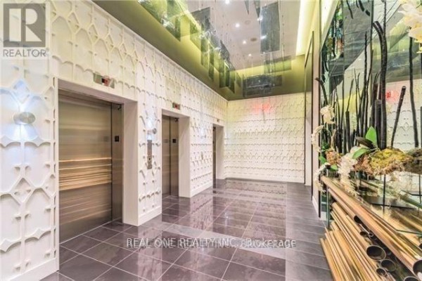 1101 - 32 Davenport Road, Toronto, ON M5R0B5 Photo 3