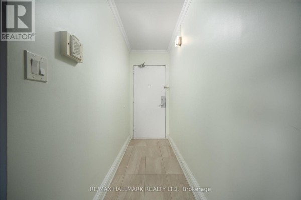 1101 - 725 Don Mills Road, Toronto, ON M3C1S6 Photo 5