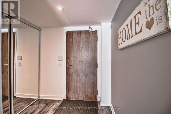 1101 - 75 Queens Wharf Road, Toronto, ON M5V0J8 Photo 5
