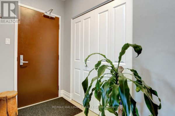 1101 - 90 Landry Street, Ottawa, ON K1L0A9 Photo 4
