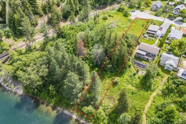 1101 1st Street Lot# Lot A, Castlegar, BC V1N1A1 Photo 4