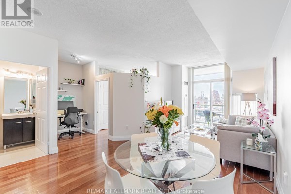1102 - 39 Parliament Street, Toronto, ON, photo 2