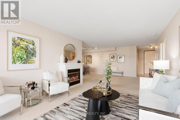 Primary Bedroom - 1102 - 610 Bullock Drive, Markham, ON L3R0G1 Photo 5