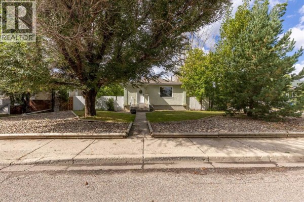 1102 20 Street S, Lethbridge, AB, photo 2