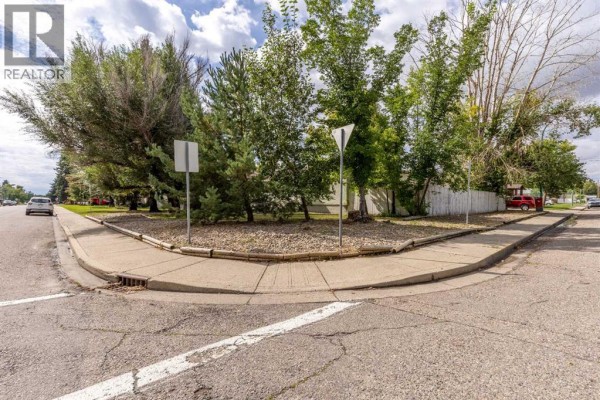 1102 20 Street S, Lethbridge, AB, photo 3