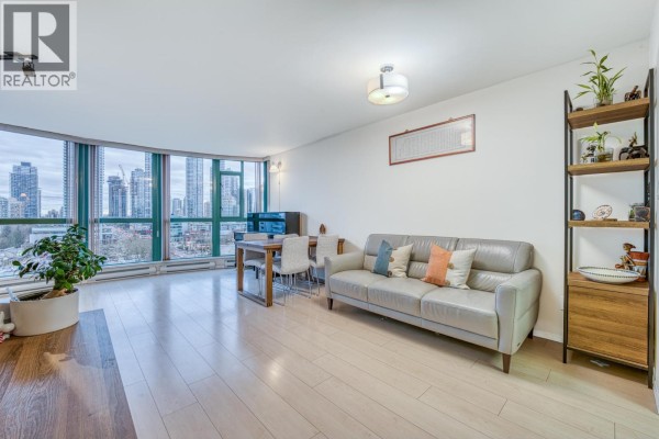 1102 5899 Wilson Avenue, Burnaby, BC V5H4R9 Photo 4