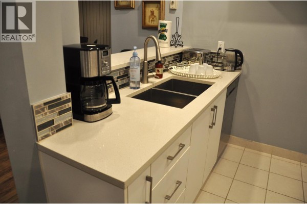 1102 8111 Anderson Road, Richmond, BC, photo 2