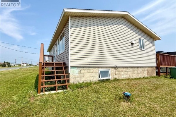 Kitchen - 1102 Boul. De La Mer, Sainte Marie Saint Raphael, NB E8T1V6 Photo 4