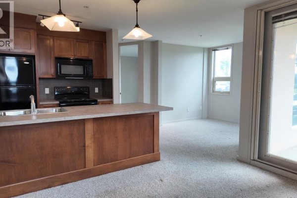 1103, 105 Railway Avenue Sw, Airdrie, AB, photo 3