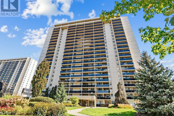 Living room - 1103 - 299 Mill Road, Toronto, ON M9C4V9 Photo 2