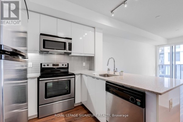 Bedroom - 1103 - 560 Front Street W, Toronto, ON M5V1C1 Photo 4