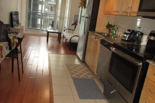 Kitchen - 1103 - 830 Lawrence Avenue W, Toronto, ON M6A0B6 Photo 3