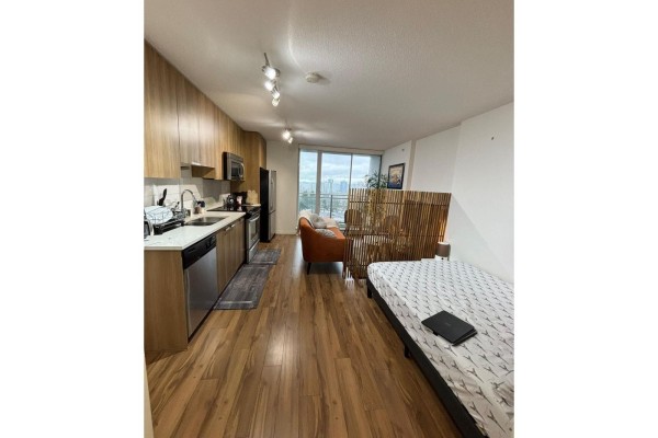 1103 13325 102a Avenue, Surrey, BC V3T0J5 Photo 4