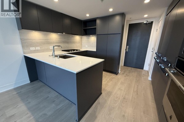 1103 450 Westview Street, Coquitlam, BC V3K6C3 Photo 2