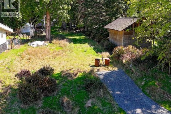 1103 Sunset Trail, Savary Island, BC V0N2G0 Photo 2