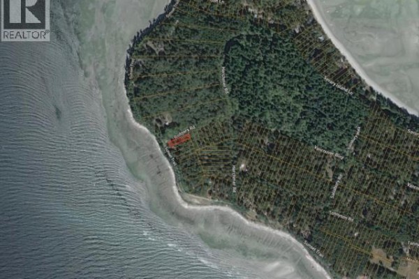 1103 Sunset Trail, Savary Island, BC V0N2G0 Photo 3