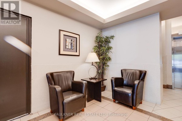 Foyer - 1104 - 900 Dynes Road, Ottawa, ON K2C3L6 Photo 5