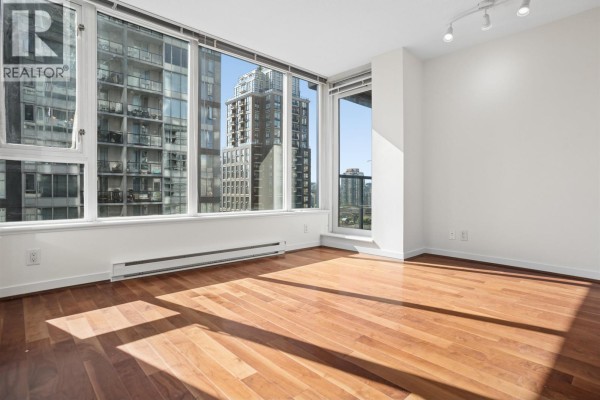 1104 1001 Richards Street, Vancouver, BC V6B1J6 Photo 4