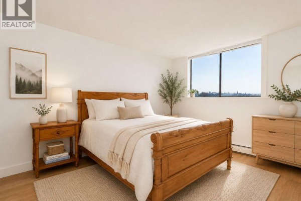 1104 114 W Keith Road, North Vancouver, BC V7M3C9 Photo 3