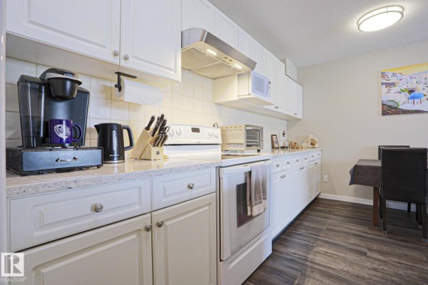 Storage - #1104 9835 113 St Nw, Edmonton, AB T5K1N4 Photo 5