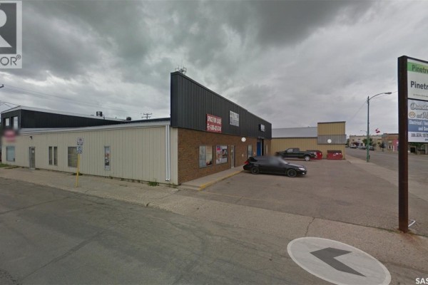 1104 Fifth Street, Estevan, SK S4A0Z4 Photo 2