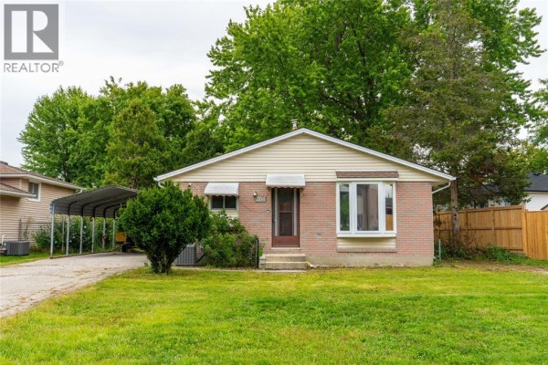 Utility room - 1104 Overlea Crescent, Sarnia, ON N7S4E7 Photo 2