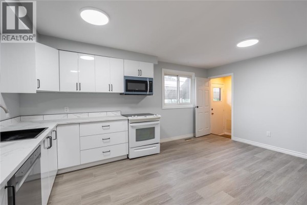 Recreation room - 1104 Overlea Crescent, Sarnia, ON N7S4E7 Photo 5